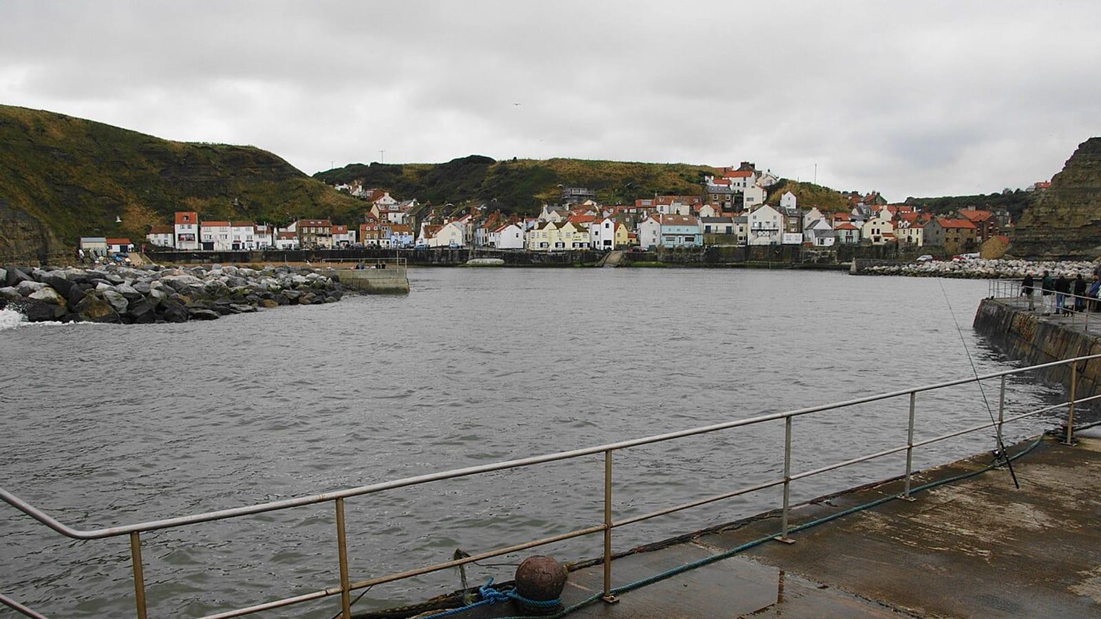 Fossil Hunting Staithes Yorkshire Guide