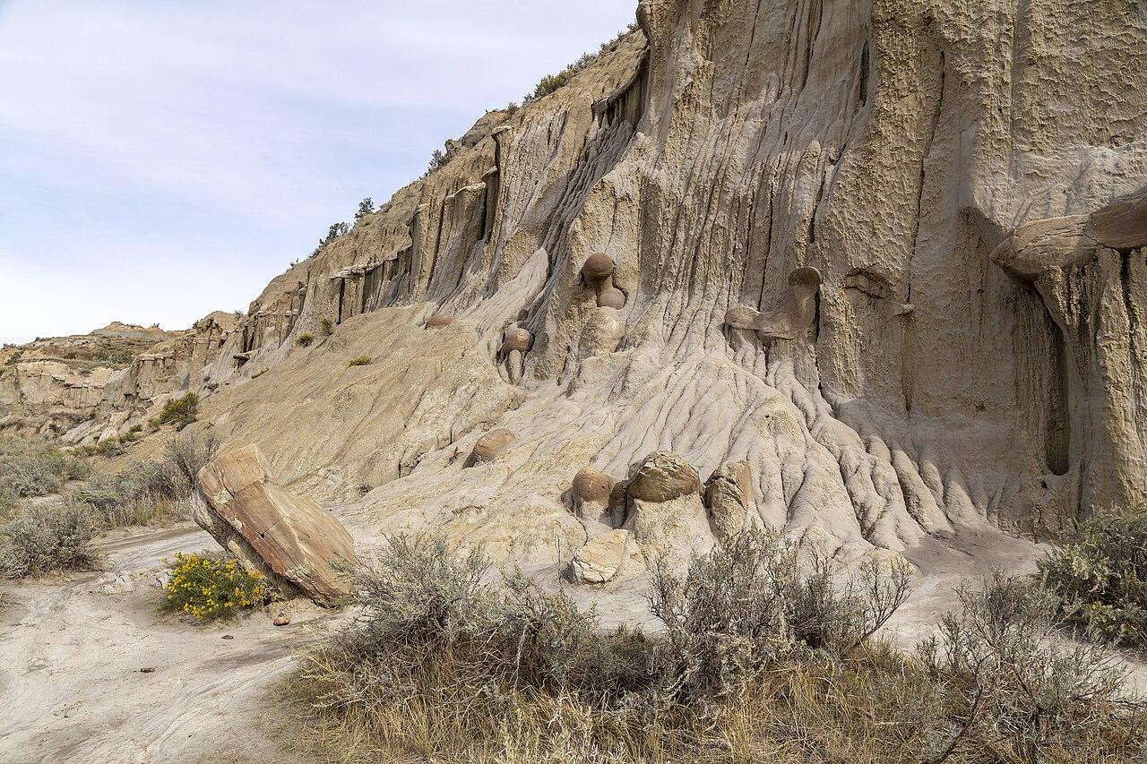 Cannonball concretions and bentonite clay slumping at the north unit of Theodore Roosevelt National Park, North Dakota, USA